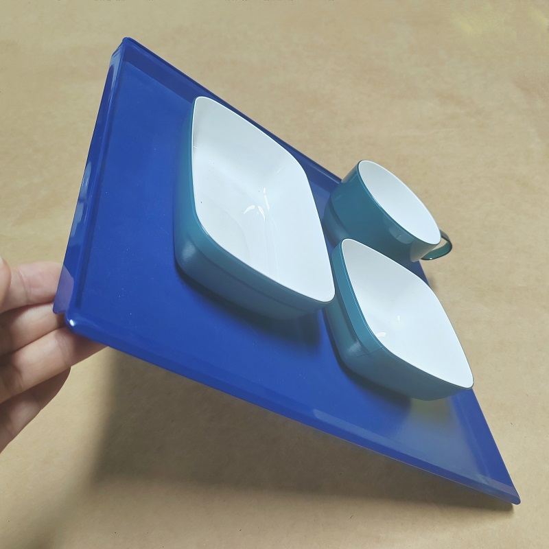 Anti slip tray Anti slip tray